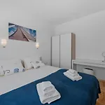 Two Bedroom With Terrace And Sea View Adriatica * Grebastica