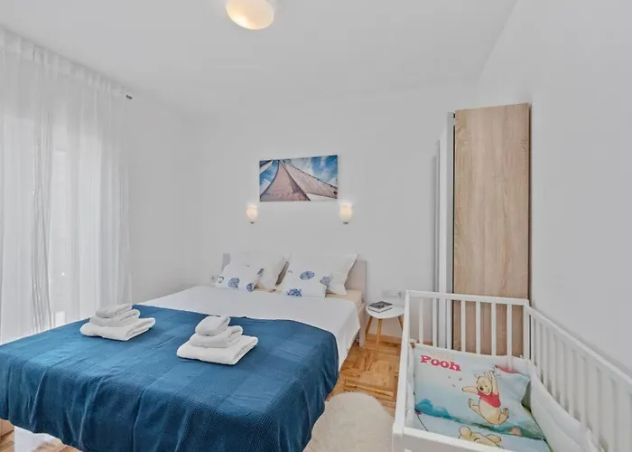 Two Bedroom With Terrace And Sea View Adriatica *