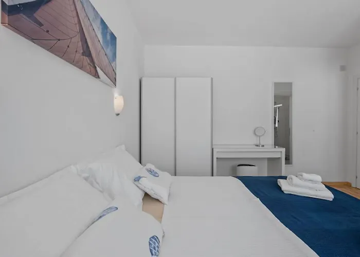 דירה Two Bedroom With Terrace And Sea View Adriatica *