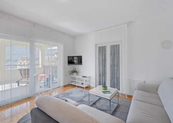 Two Bedroom With Terrace And Sea View Adriatica Daire *